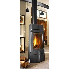 Печь-камин чугунный Invicta Chamane 14 в интерьере Амазонка бай фото  в Гродно