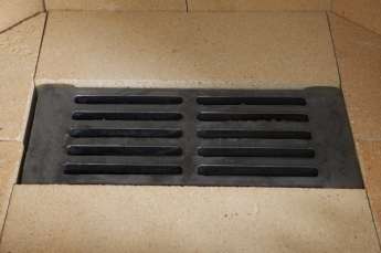 Стальной недорогой камин с колосником Бавария призматик пристенно-угловой фото в Гродно