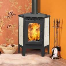 Стальной камин Бавария угловая Амазонка бай фото в интерьере в Гродно