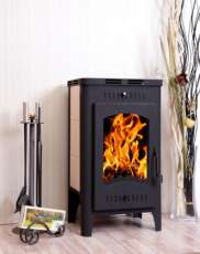 Стальной камин со стеклом Бавария Оптима с плитой фото в интерьере в Гродно