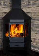 Печь-камин Бавария Мюнхен пристенно-угловой черный фото в интерьере в Гродно