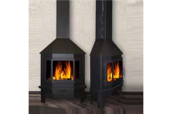 Стальной камин Бавария Мюнхен со стеклом угловой чёрный (без перемычки) фото в интерьере в Гродно