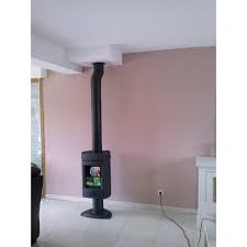 Печь-камин чугунный Invicta Mairy в интерьере Амазонка бай фото в Гродно