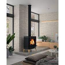 Печь-камин чугунный Invicta Kazan в интерьере Амазонка бай фото в Гродно