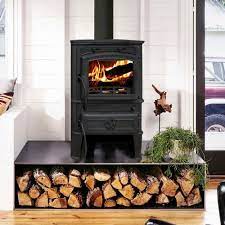 Печь-камин чугунный Fireway Finn в интерьере Амазонка бай фото в Гродно